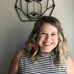 Meet your Posher, Lizzie